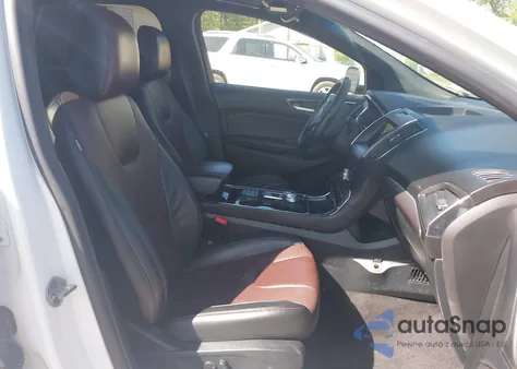 2020 Ford Edge Titanium z USA, uszkodzony, nr VIN 2FMPK4K99LBB59058